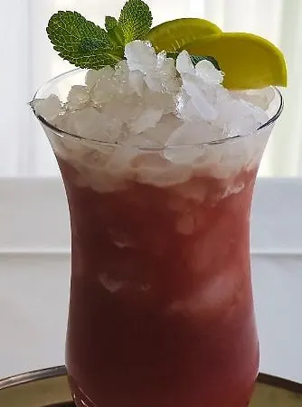 Acron-hotel Szálloda 3*