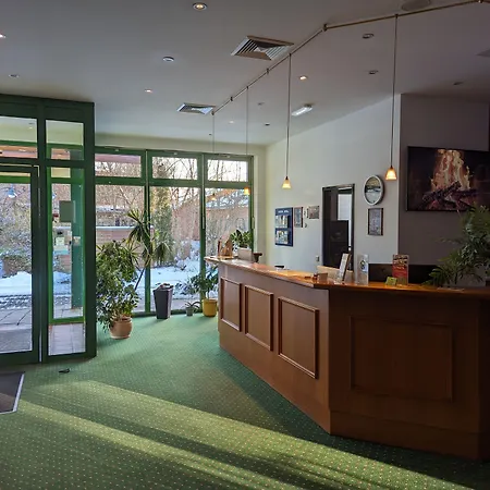 酒店 安格鲁 - 奎德林堡酒店 奎德林堡