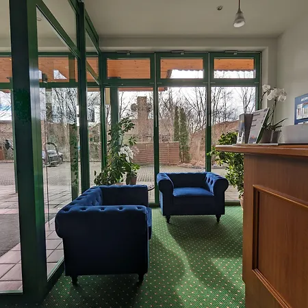 酒店 安格鲁 - 奎德林堡酒店