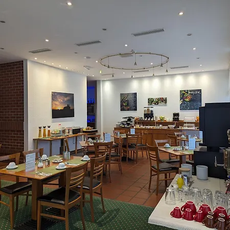 安格鲁 - 奎德林堡酒店