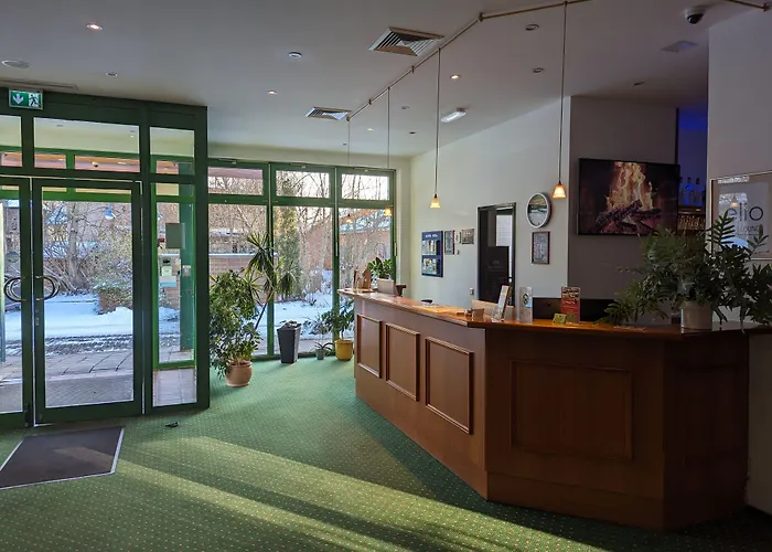 酒店 安格鲁 - 奎德林堡酒店 奎德林堡